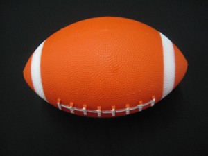 М’яч для американського футболу/регбі–звичайний ПВХ, доступний у різних дизайнах