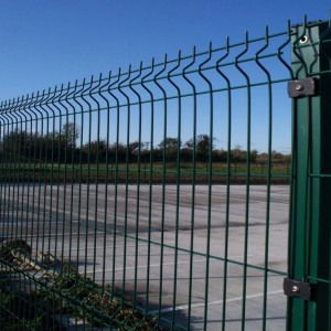3D panel fence with V shaped bending curves