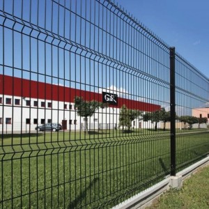 3D panel fence with V shaped bending curves