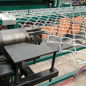 Chain Link wire Fence with twist and knuckle edges