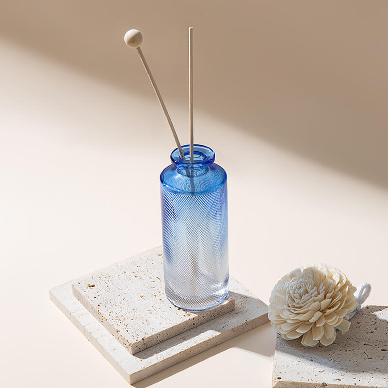Column Carving 150ml Blue Ombre Glass Diffuser Bottle