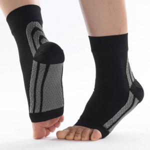 Спортивные носки с мягкой компрессией до щиколотки