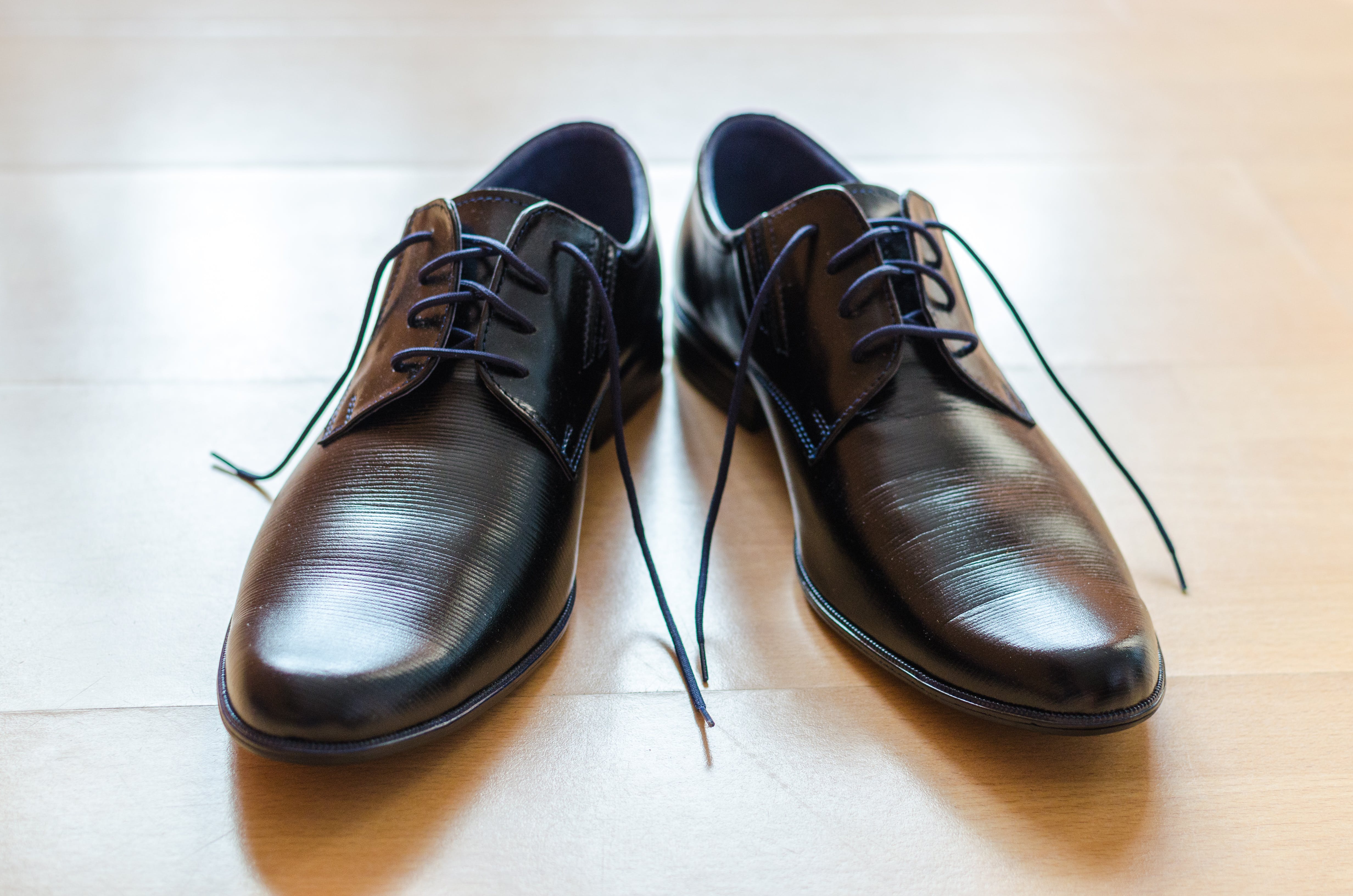 Picking the Perfect Shoe Polish: Because Your Kicks Deserve the Best!