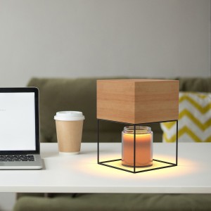 2024 Yeni yaratıcı elektrikli mum ısıtıcı lamba ev aromaterapi cihazı Sıcak aromaterapi makinesi Dumansız ve yeşil ürünler Akıllı masa lambası Otomatik zamanlama fonksiyonu