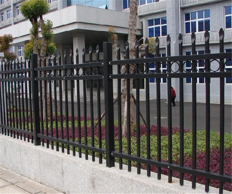 Courtyard villa wall safety protection iron fence