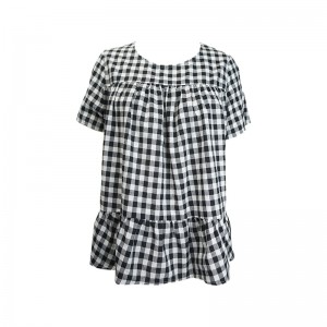 Girls short sleeved checkered blouse