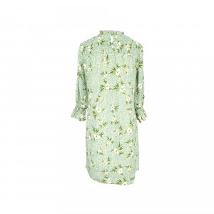 Зелена шифонска хаљина са цветовима за пролеће и лето