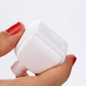 15ml Empty White Gel Nail Polish Bottle Custom Plastic Cosmetic Glue Pots