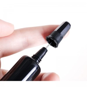 20ml Emply Black Polish Gel Nail Bottle With Manicure