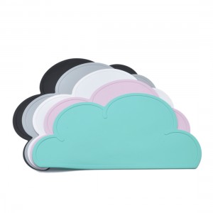 Buntes Wolken-Tischset aus Silikon