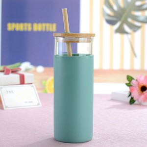 Silicone sleeve for drink bottle with different color&size