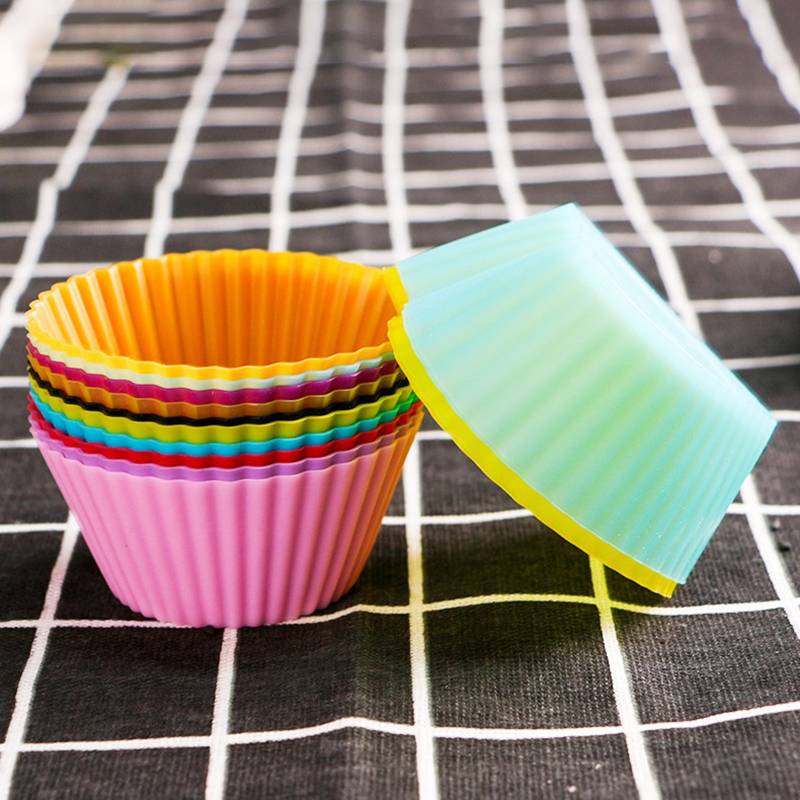 China Silicone Baking Cups Reusable Muffin Liners Non-Stick Cup