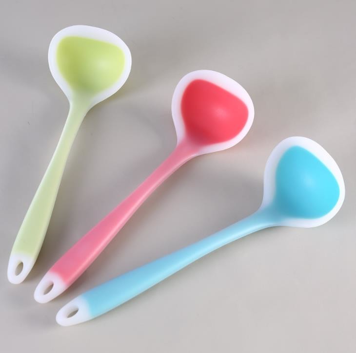 Medium Size Food Grade Soup Spoon Kitchen tool in translucent colors