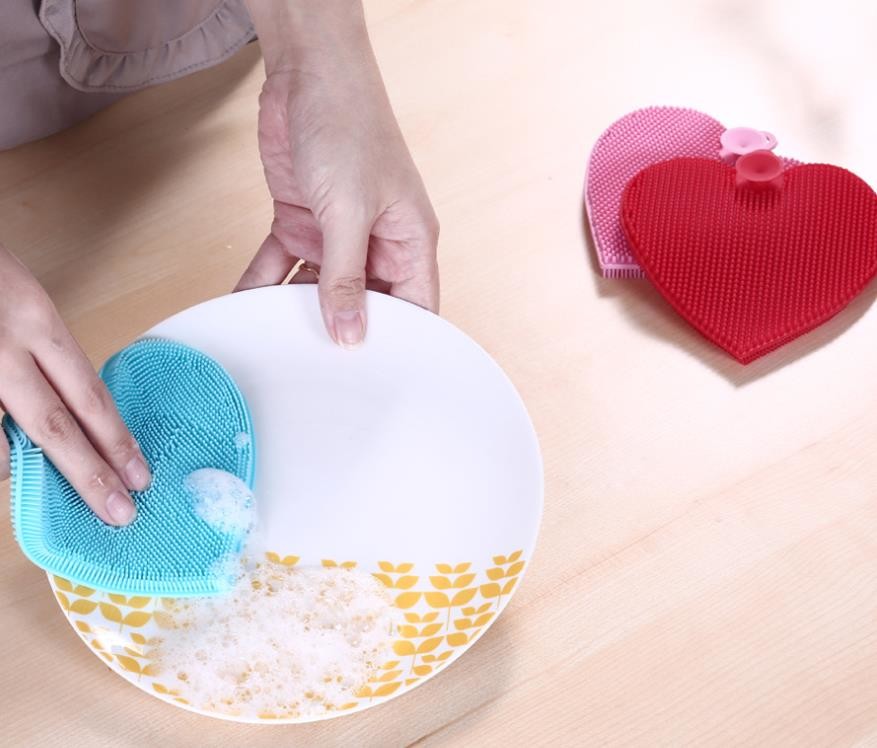 Heart shape Food Grade Silicone Washing Brush  for Cleaning dishes and fruit