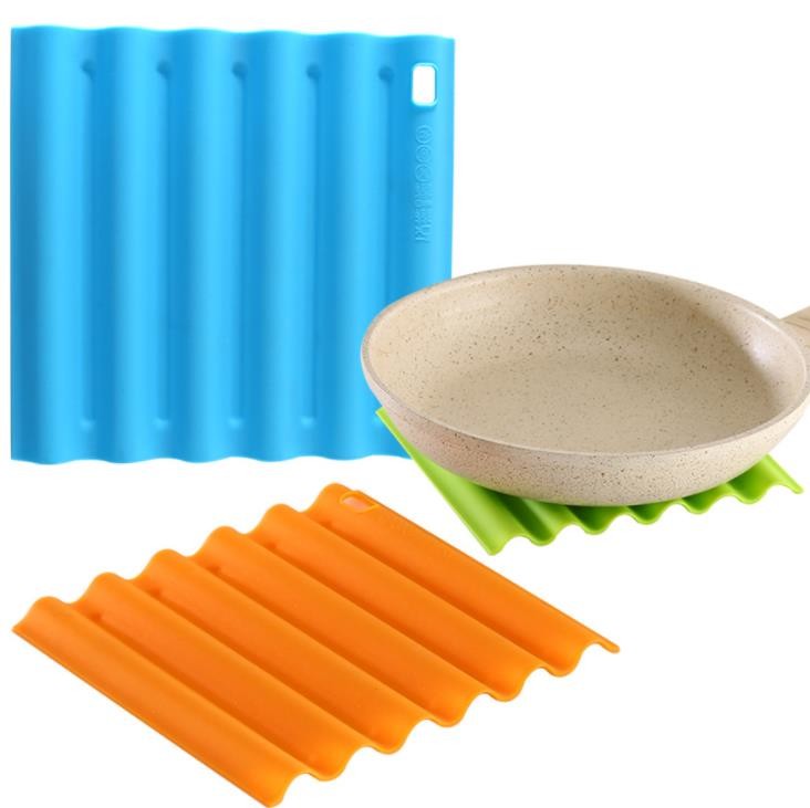 High Temperature Silicone Kitchen Tools Pad Dishwasher Safe Colorful