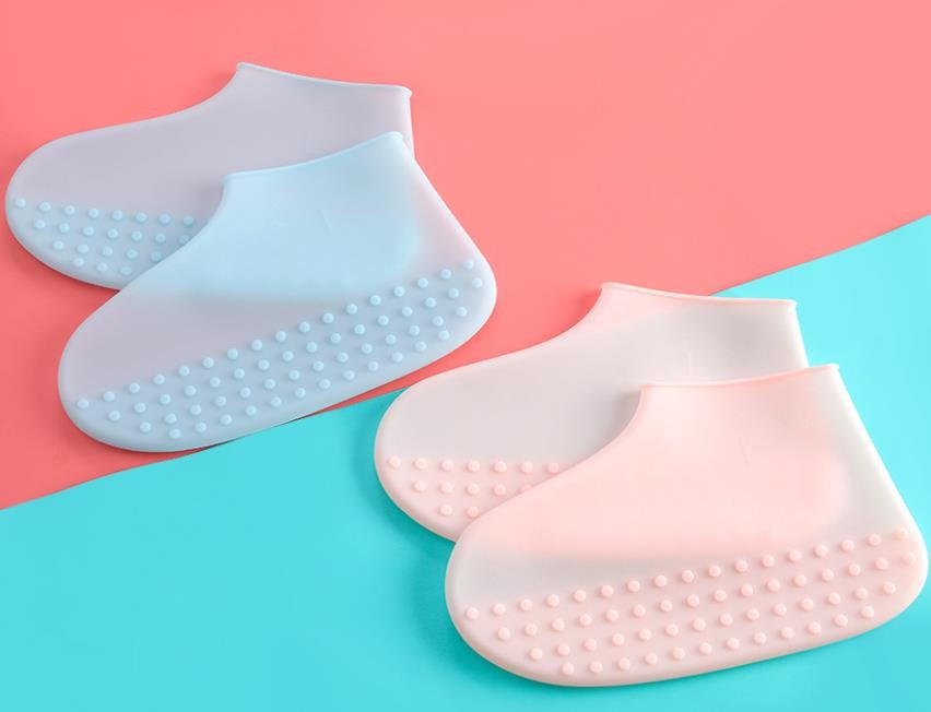 Fashion Design Silicone Shoe Protectors For Rainy Days With 3 Different Sizes