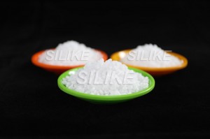 Silicone super slip masterbatch for improving surface slip and reducing cof for LDPE compounds