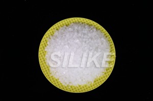 Silicone wax lubricating hydrophobic additive for films
