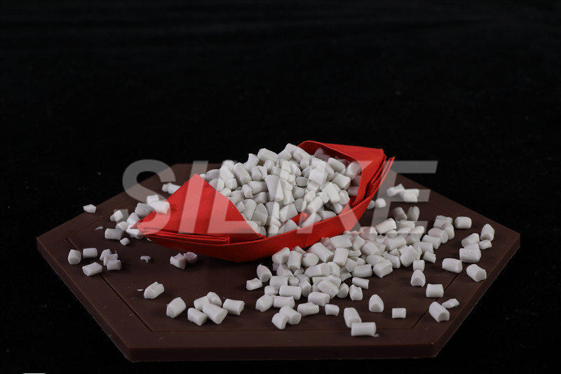 China Wholesale Antiblock Slip Masterbatch Factory –  Additive Masterbatch WPL20 for WPC Improve Processing Properties Surface Quality – Silike detail pictures