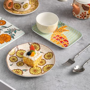 American Style Dinnerware and Kitchenware and Coffee/ Tea Set with Sunflower Design Handpainting Color