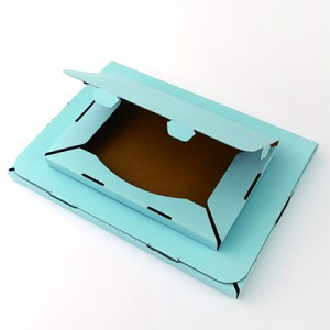 Kraftpopieriaus atspausdinta vokų dėžutė gali būti siunčiama paštu