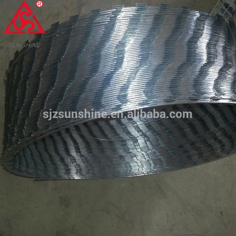 China wholesale Iron Wire Mesh - 450mm concertina bto22 razor barbed wire mesh – Sunshine