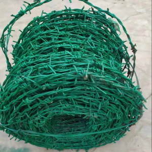 high quality pe coated barbed wire with core galvanized wire