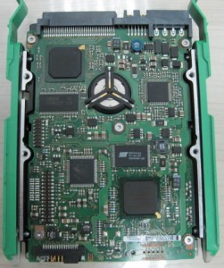 Seagate st3146807lw 147gb 10000 RPM 3.5″ 68-pin Ultra 320 SCSI Hard Drive