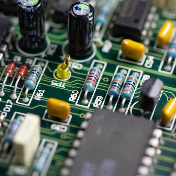 Zašto PCB ploče imaju impedanciju?