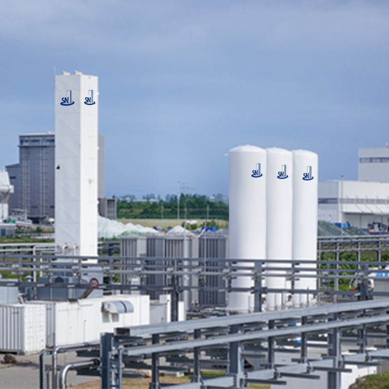 What is the purpose of air separation unit?