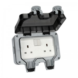 British Standard Hot Sale IP66 Waterproof Dustproof Electrical Double Switch Socket