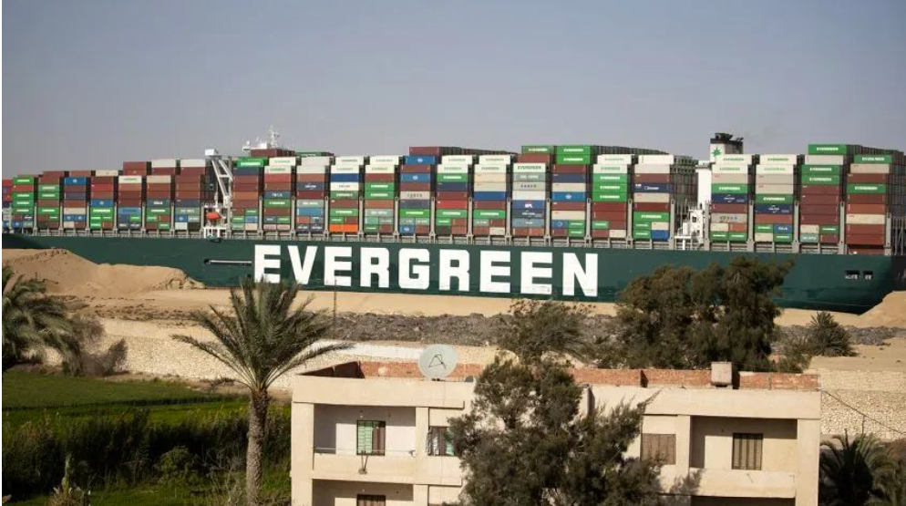The turmoil in the Red Sea has led to a surge in demand for containers, with box prices soaring by up to nearly 50 percent!