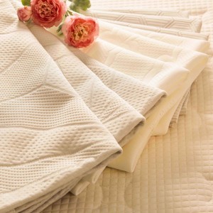 New Design Polyester Knitted Jacquard Mattress Fabric for Mattress Producer