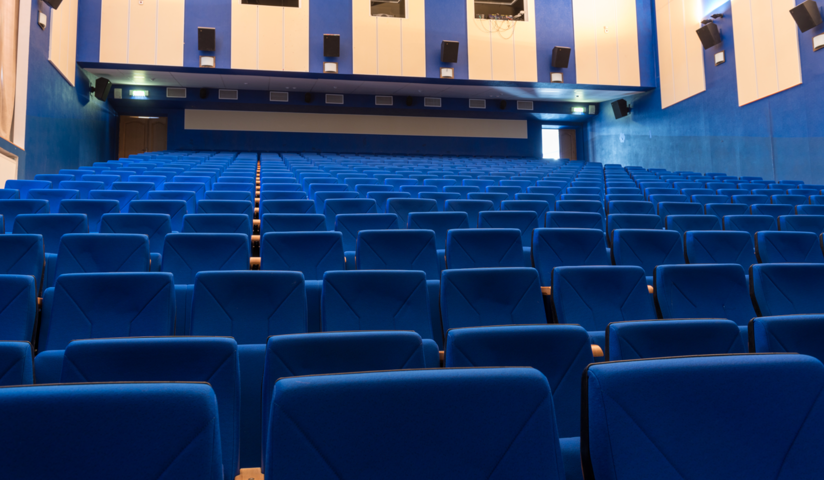 Mastering Auditorium Seating: 10 Essential Terms for Seamless Planning