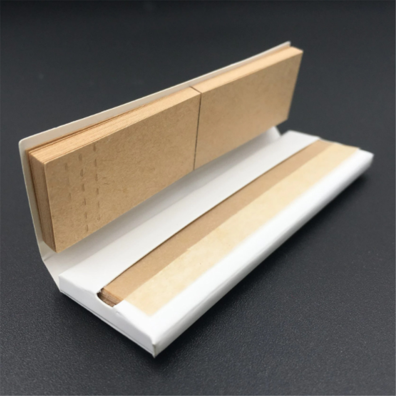 Fixed Competitive Price Disposable Food Containers With Lids - Custom design natural paper cigarette smoking rolling paper 2021 with custom logo – Spring Package