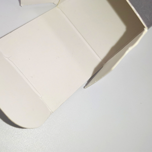 Small Silver Color Folding Carton Box Custom Packaging Boxes For Beauty Cosmetic Packaging