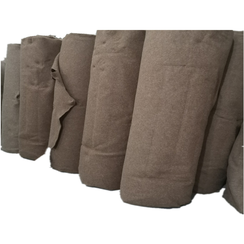 Oil absorbing wool felt in sheets or rolls