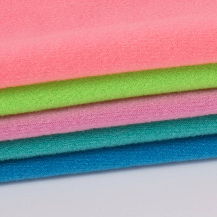 Newly Arrival Printed Flannel Fleece Fabric - wholesale 100 polyester knitted soft fleece velvet fabrics for sofa toy – Starke