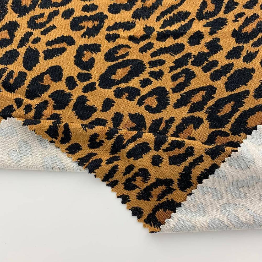 Tessutu in jersey d'elastane di viscose di rayon stampatu di leopardu di moda per u vestitu di biancheria intima