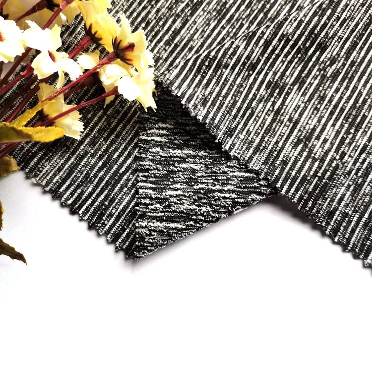 Tissu jersey simple à tricoter jacquard à rayures teintes en fil de polyester 100, échantillon gratuit offert