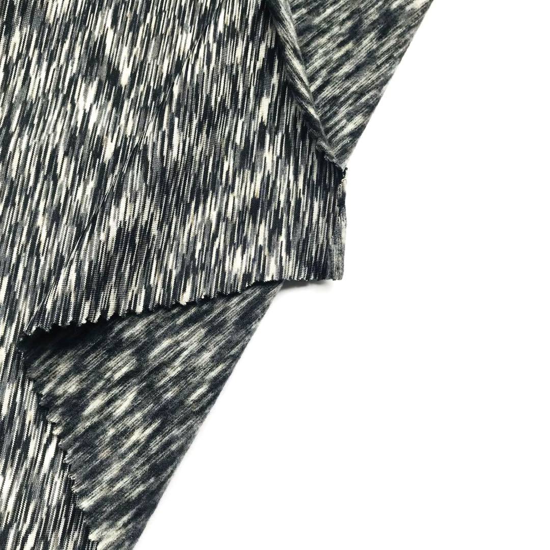 Diseño de belleza Poliéster Spandex tejido de jersey cepillado catiónico para tela