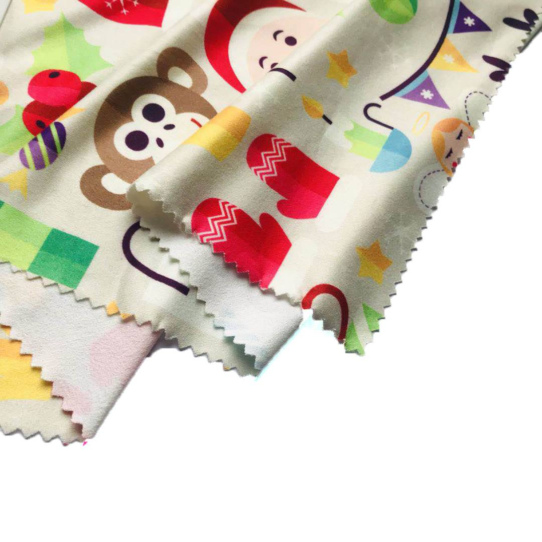 Tecido de seda de leite estampado elástico com design de Natal para estofamento de roupas de Natal