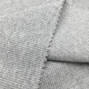Komportable nga paghikap sa 330GSM nga gituy-od nga cotton polyester nga knitted 2 × 2 rib fabric para sa cardigan sweater