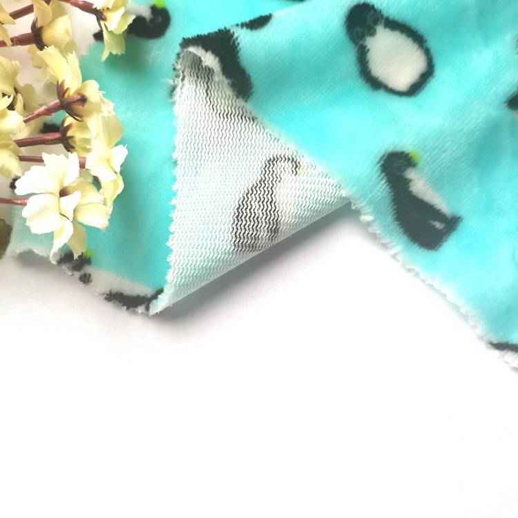 El nuevo patrón de tela polar de franela estampada por un lado para manta de niños