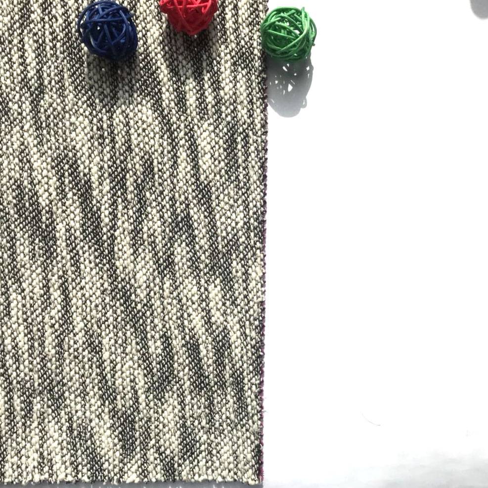 Wholesale 535GSM Slub Knit Sweater Fabric nga nagbugkos sa Super Soft nga panapton nga adunay TPU