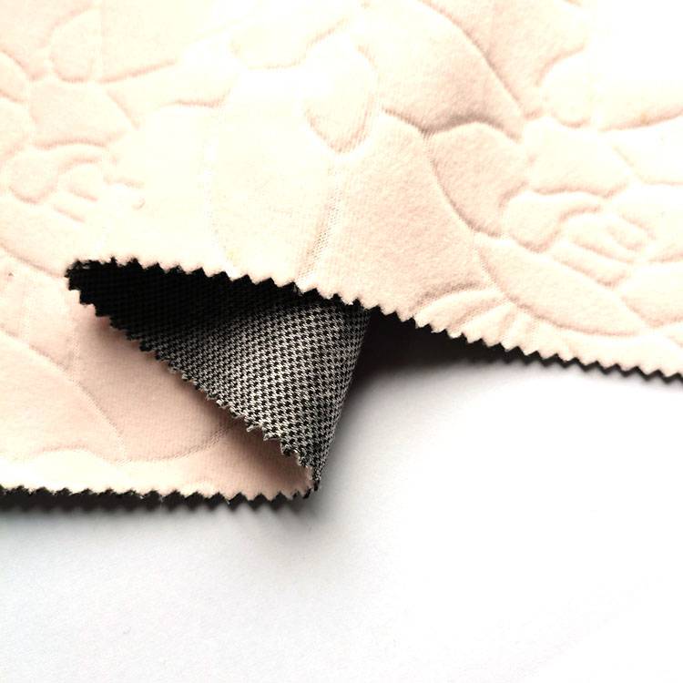Дишаща мрежеста залепваща поли жакардова поларена тъкан на добра цена за облекло
