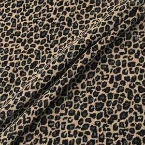 စက်ရုံမှ စိတ်ကြိုက် Leopard Print ထိုးပြီး ချည်ဆိုးထားသော Jacquard 98% Polyester 2% Spandex 260GSM အထည်၊ အင်္ကျီ၊ ဆွယ်တာ