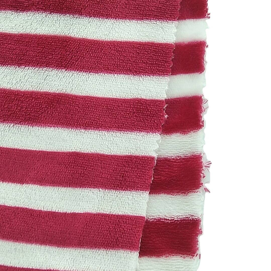 ShaoXing dodáva 100% polyesterovú flanelovú fleecovú tkaninu s potlačou v pletení