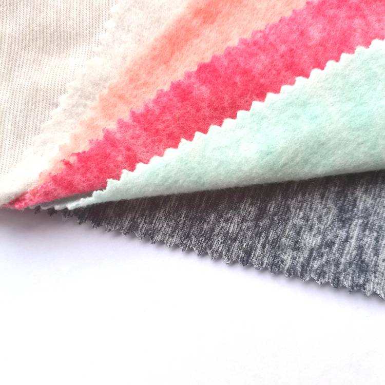pakyawan customized nga mga kolor 100 polyester cd hilo nga tinina sa usa ka kilid brushed polyester knitted sweater fleece tela