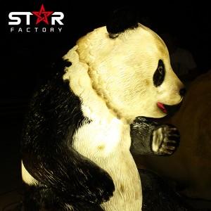 Garden Decorative Fiberglass Panda Statue
